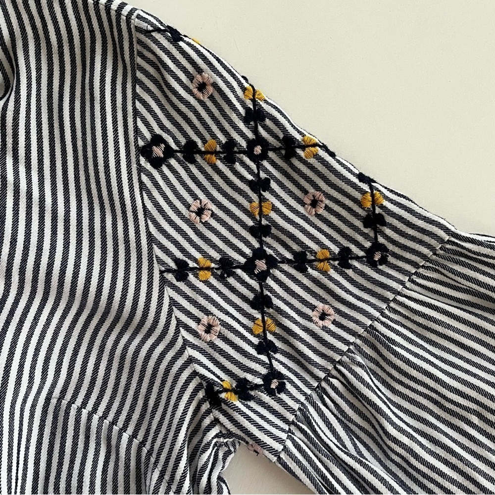 Old Navy, Stripped Dress, navy blue and white, embroidered sleeves. Size S - Picture 2 of 7